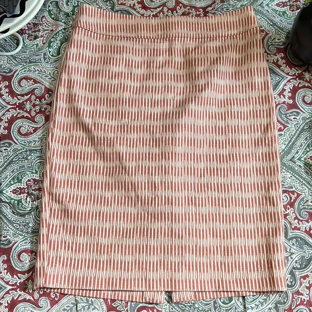 Loft skirt
